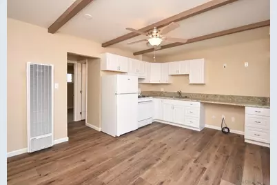  141-145 Cherry Ave, Carlsbad, CA 92008 - Photo 13