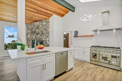  1935 Nautilus St, La Jolla, CA 92037 - Photo 13