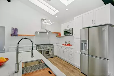  1935 Nautilus St, La Jolla, CA 92037 - Photo 11