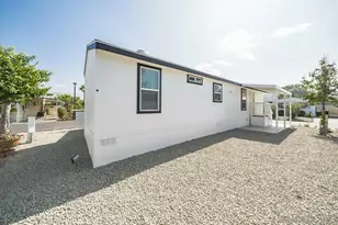 25521 N Lincoln Ave, Hemet, CA 92544 - Photo 9