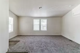 22899 Byron Rd, Crestline, CA 92325 - Photo 11