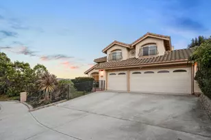 1340 Sunglow Dr, Oceanside, CA 92056 - Photo 1