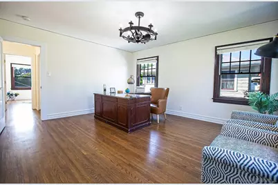  2009 S Victoria Ave, Los Angeles, CA 90016 - Photo 31