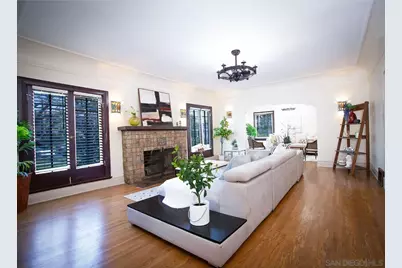  2009 S Victoria Ave, Los Angeles, CA 90016 - Photo 3