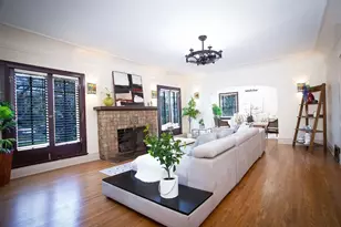 2009 S Victoria Ave, Los Angeles, CA 90016 - Photo 3