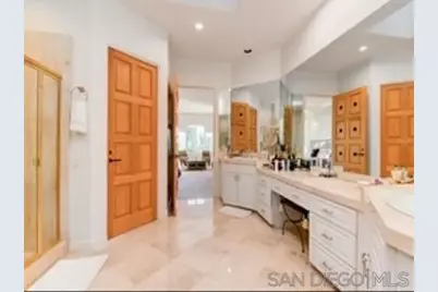  17381 Circa Oriente, Rancho Santa Fe, CA 92067 - Photo 19