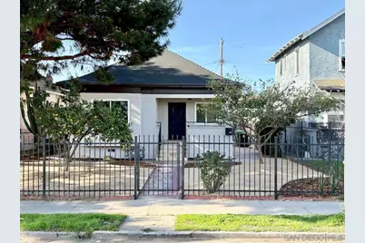  806 E 33rd St, Los Angeles, CA 90011 - Photo 1