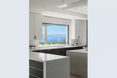  5416 Candlelight Dr, La Jolla, CA 92037 - Photo 11