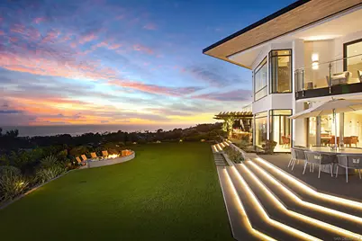  5416 Candlelight Dr, La Jolla, CA 92037 - Photo 5