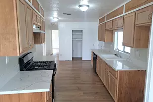 1010 E Bobier Dr, Vista, CA 92084 - Photo 7