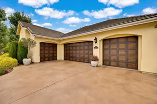 9343 Bernardo Lakes Dr, San Diego, CA 92127 - Photo 3