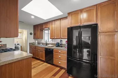  2711 Deerpark, San Diego, CA 92110 - Photo 13