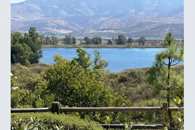  1328 N Paradise Ridge Way, Chula Vista, CA 91915 - Photo 3