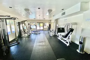 1326 Caminito Arriata, La Jolla, CA 92037 - Photo 27