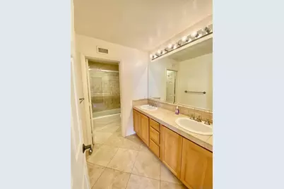  1326 Caminito Arriata, La Jolla, CA 92037 - Photo 11