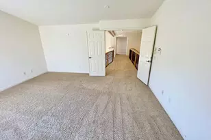 1326 Caminito Arriata, La Jolla, CA 92037 - Photo 21