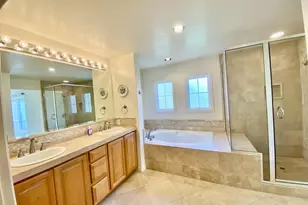 1326 Caminito Arriata, La Jolla, CA 92037 - Photo 19