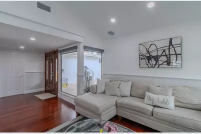  619 S Midway Dr, Escondido, CA 92027 - Photo 19