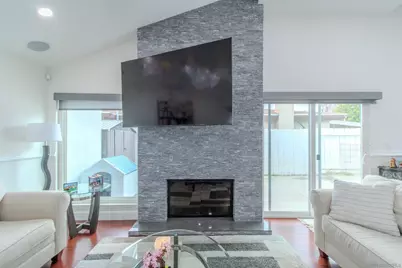  619 S Midway Dr, Escondido, CA 92027 - Photo 15