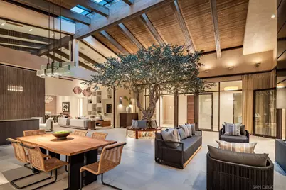  6005 La Jolla Scenic Dr S, La Jolla, CA 92037 - Photo 1