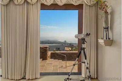  5717 Baja Mar, La Jolla, CA 92037 - Photo 13