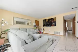 380 Plymouth Dr, Vista, CA 92083 - Photo 7