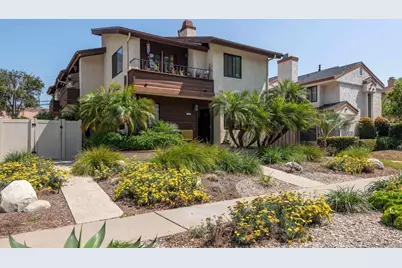  1828 Diamond St #1, San Diego, CA 92109 - Photo 1