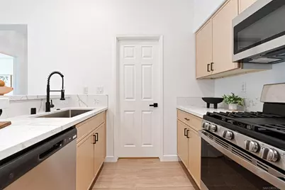  12364 Carmel Country Rd #306, San Diego, CA 92130 - Photo 3