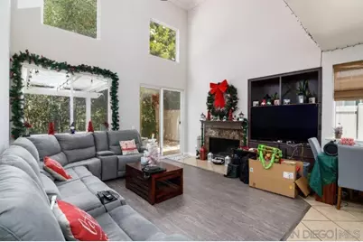  569 Inverlochy Dr, Fallbrook, CA 92028 - Photo 9