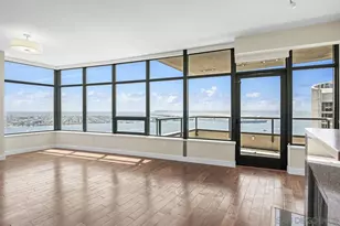 700 W E St, San Diego, CA 92101 - Photo 1