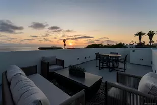 242 Playa Del Norte St, La Jolla, CA 92037 - Photo 29