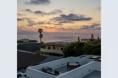  242 Playa Del Norte St, La Jolla, CA 92037 - Photo 31