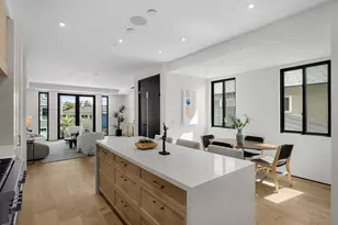 242 Playa Del Norte St, La Jolla, CA 92037 - Photo 7