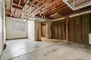 1619 Calle De Primra, La Jolla, CA 92037 - Photo 33