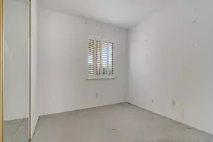 1619 Calle De Primra, La Jolla, CA 92037 - Photo 23