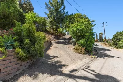  8621 Golf Drive, Spring Valley, CA 91977 - Photo 3