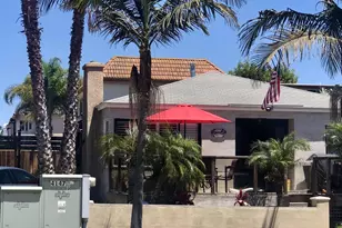 4135 SW Fanuel St, Pacific Beach, CA 92109 - Photo 3