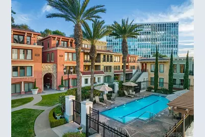  1040 Genter St #104, La Jolla, CA 92037 - Photo 1