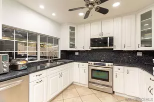 17924 Cabela Dr, San Diego, CA 92127 - Photo 5