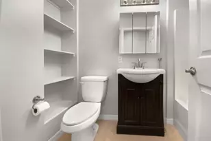 5252 Balboa Arms Dr, San Diego, CA 92117 - Photo 7