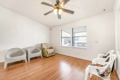  211 N Citrus Avenue #50, Escondido, CA 92027 - Photo 11