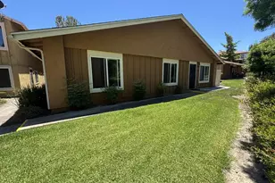 10454 Caminito Sulmona, San Diego, CA 92129 - Photo 3