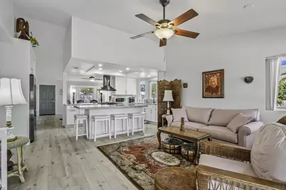  5241 Alamosa Park Dr, Oceanside, CA 92057 - Photo 3