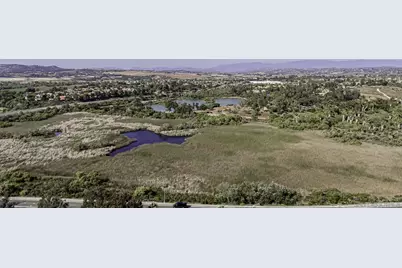  5241 Alamosa Park Dr, Oceanside, CA 92057 - Photo 33