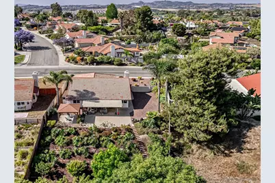  5241 Alamosa Park Dr, Oceanside, CA 92057 - Photo 23