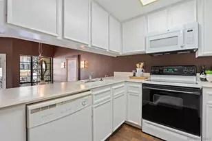 2630 Pirineos Way, Carlsbad, CA 92009 - Photo 11