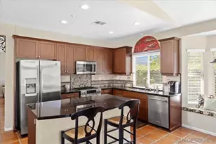 2385 Amber Oak Ln, Escondido, CA 92027 - Photo 7