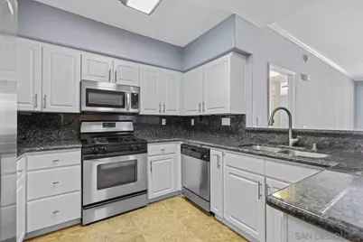  12372 Carmel Country Rd #202, San Diego, CA 92130 - Photo 3