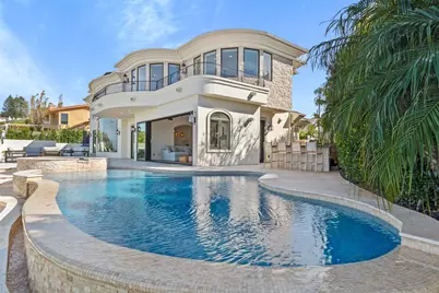  704 Muirlands Vista Way, La Jolla, CA 92037 - Photo 39