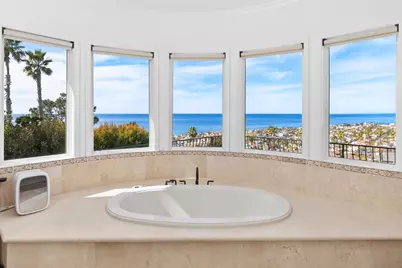  704 Muirlands Vista Way, La Jolla, CA 92037 - Photo 23